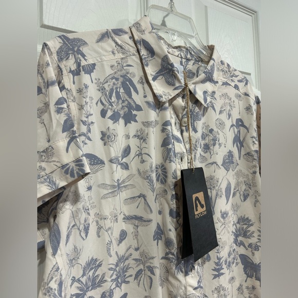 Flylow Women’s XL Aster Bike Shirt Blue White NWT Button Up Polyester Spandex - Picture 2 of 11